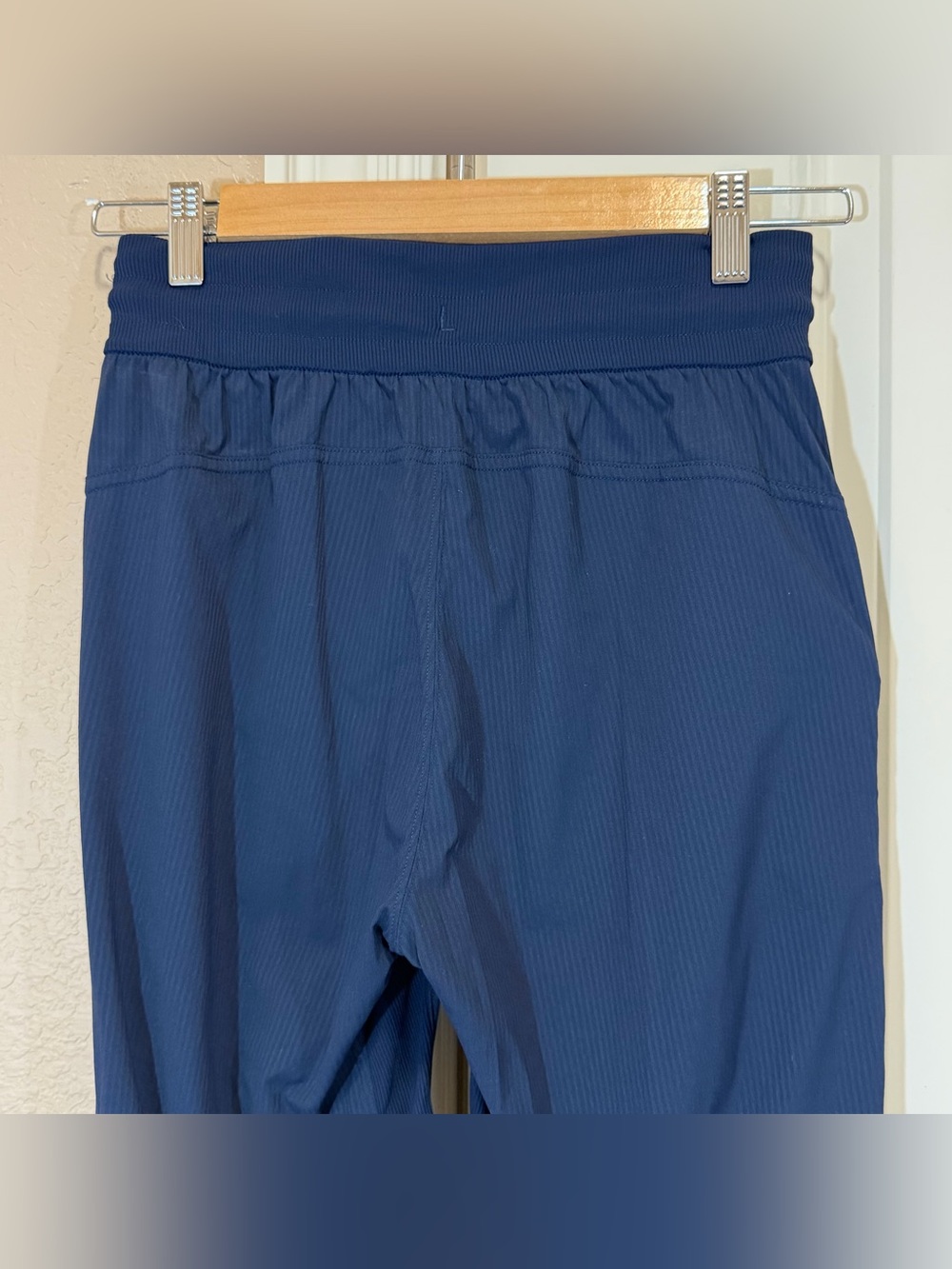 Lululemon Beyond the Studio Crop True Navy - Picture 10 of 15